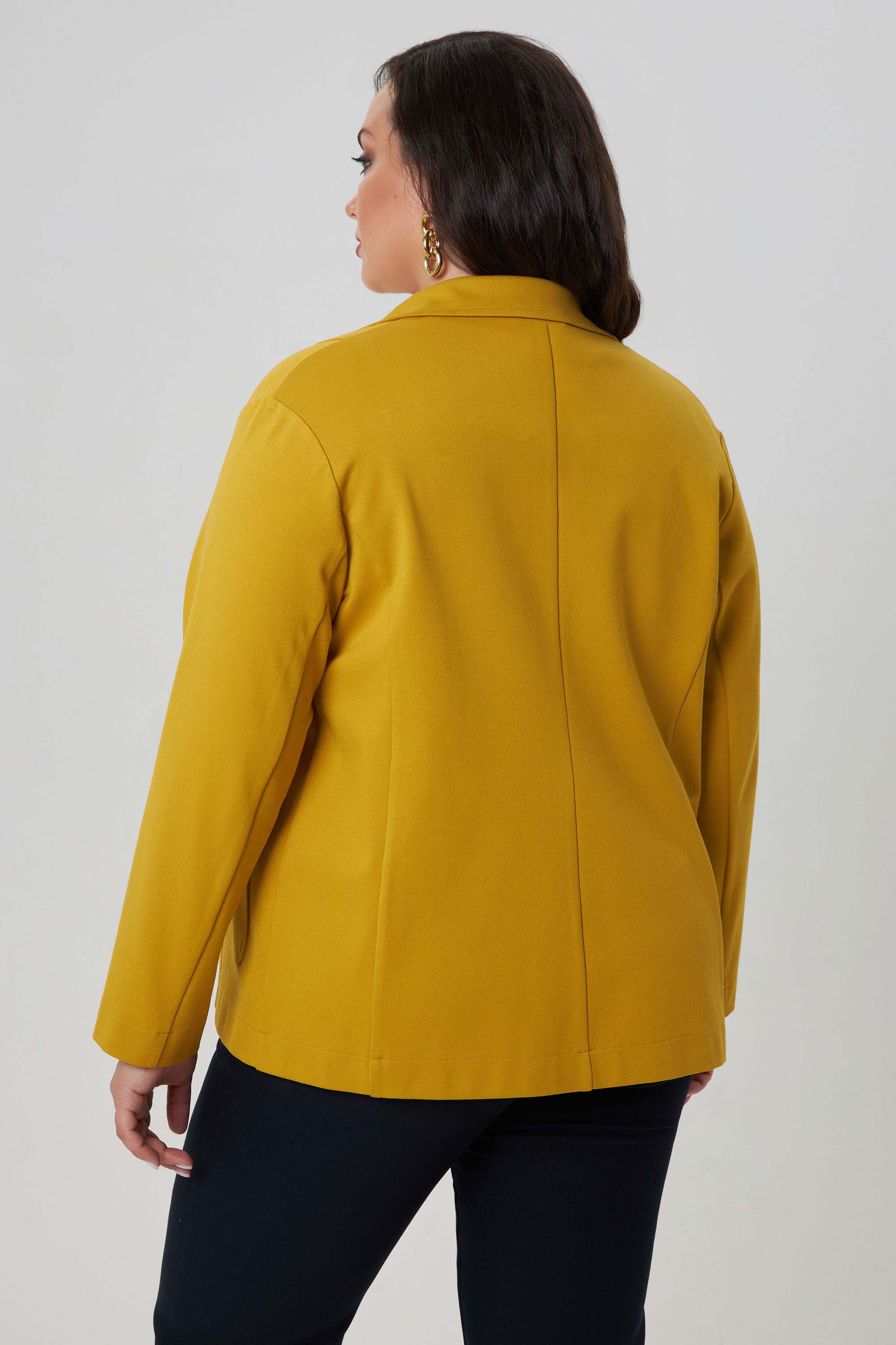 Трикотажный прямой жакет 