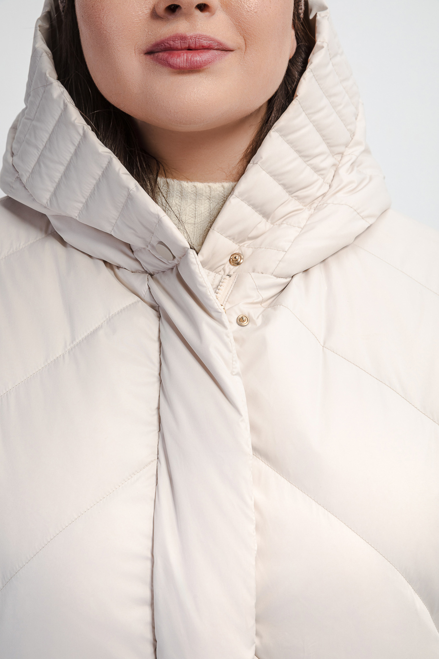 Зимний удлиненный пуховик