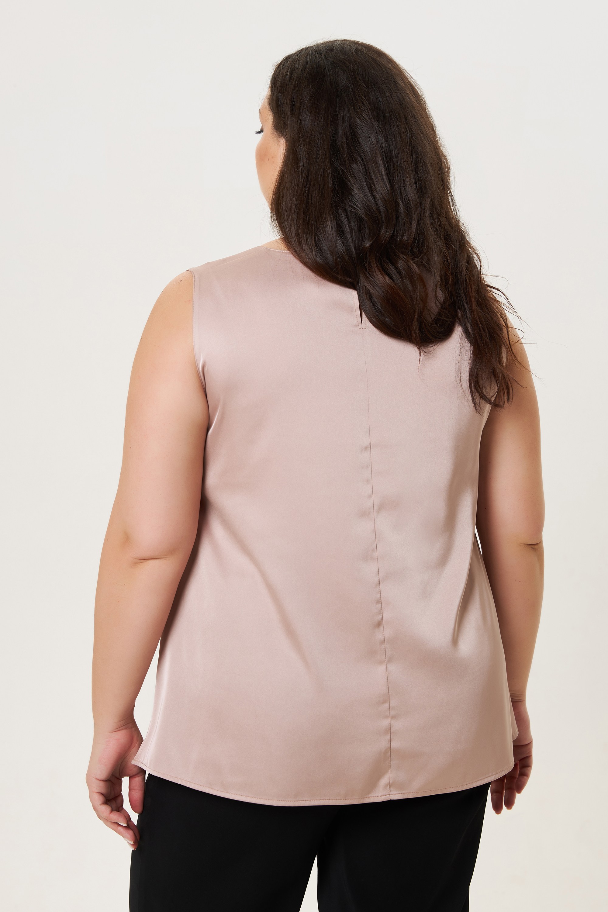 Шелковистый топ