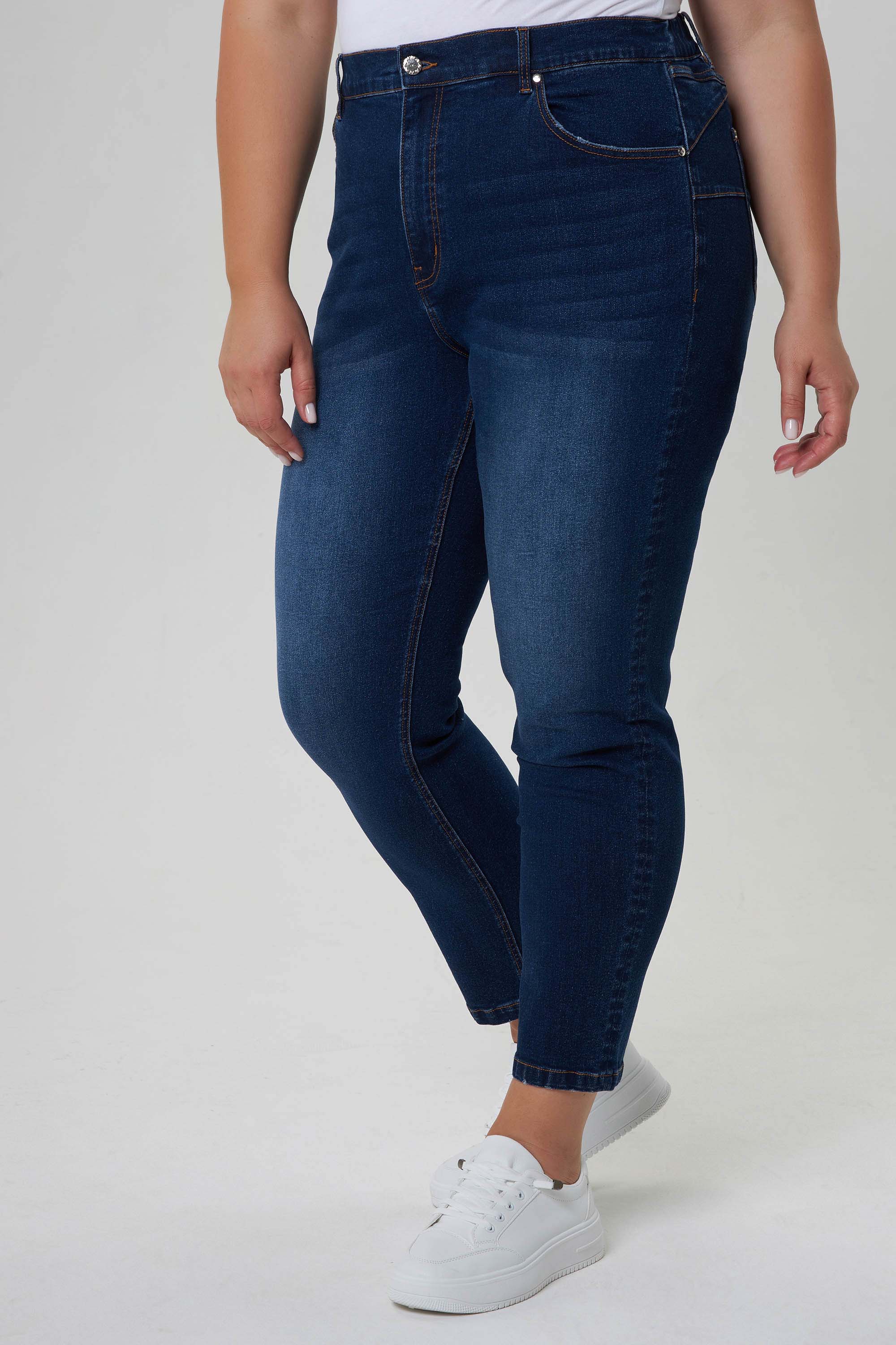 Джинсы с эффектом push-up