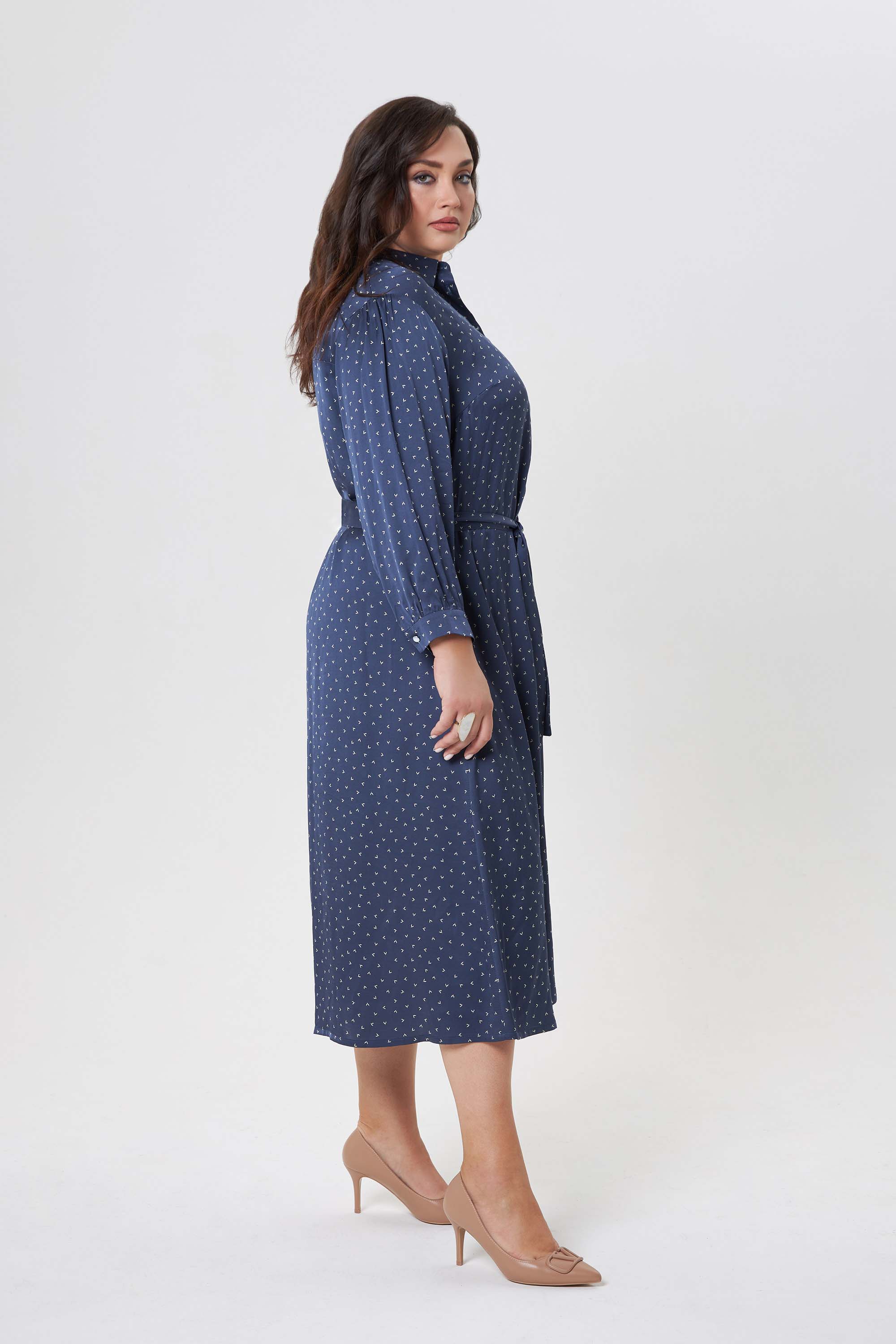 Вискозное прямое платье с принтом