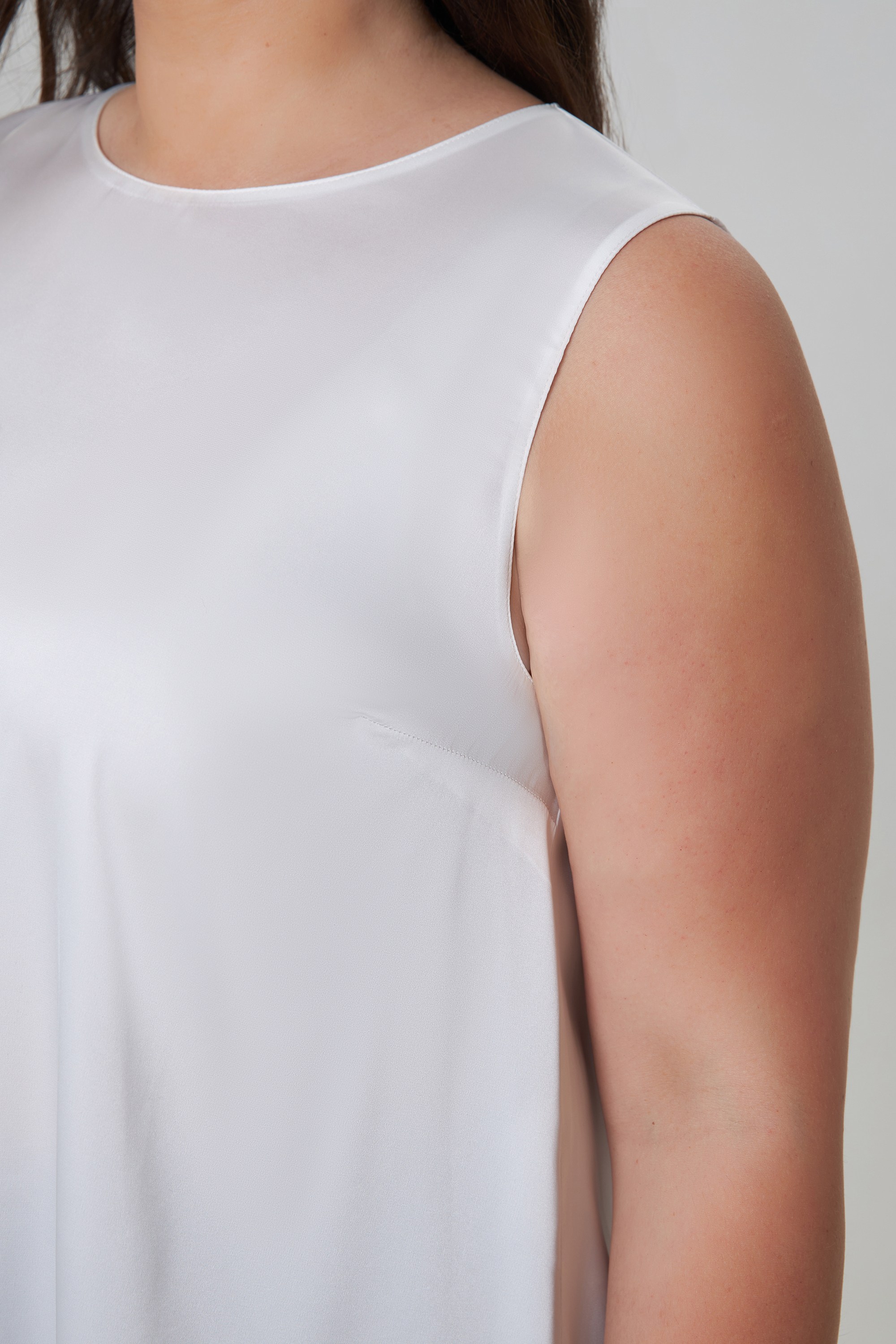 Шелковистый топ