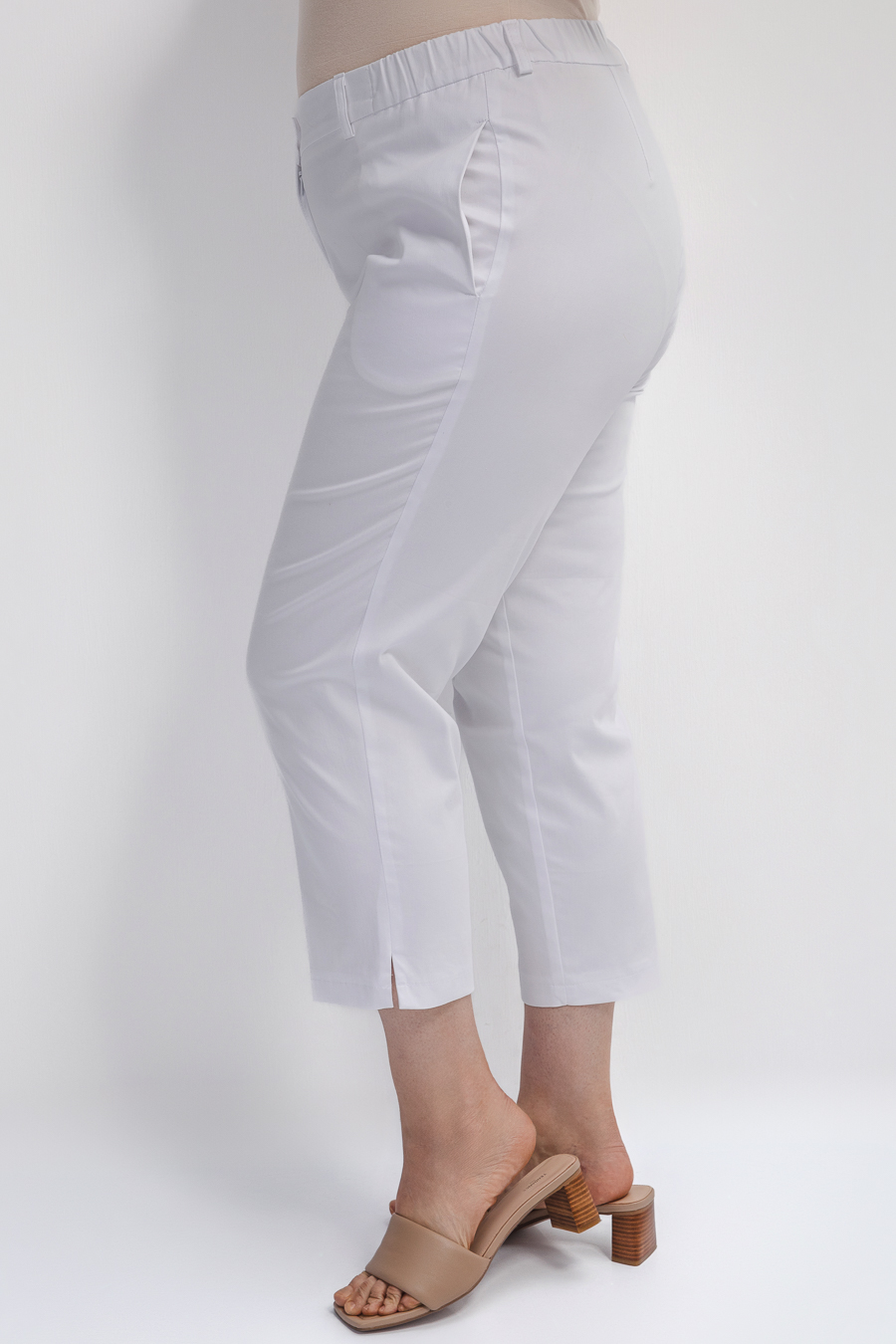 Зауженные брюки из хлопка с эластаном