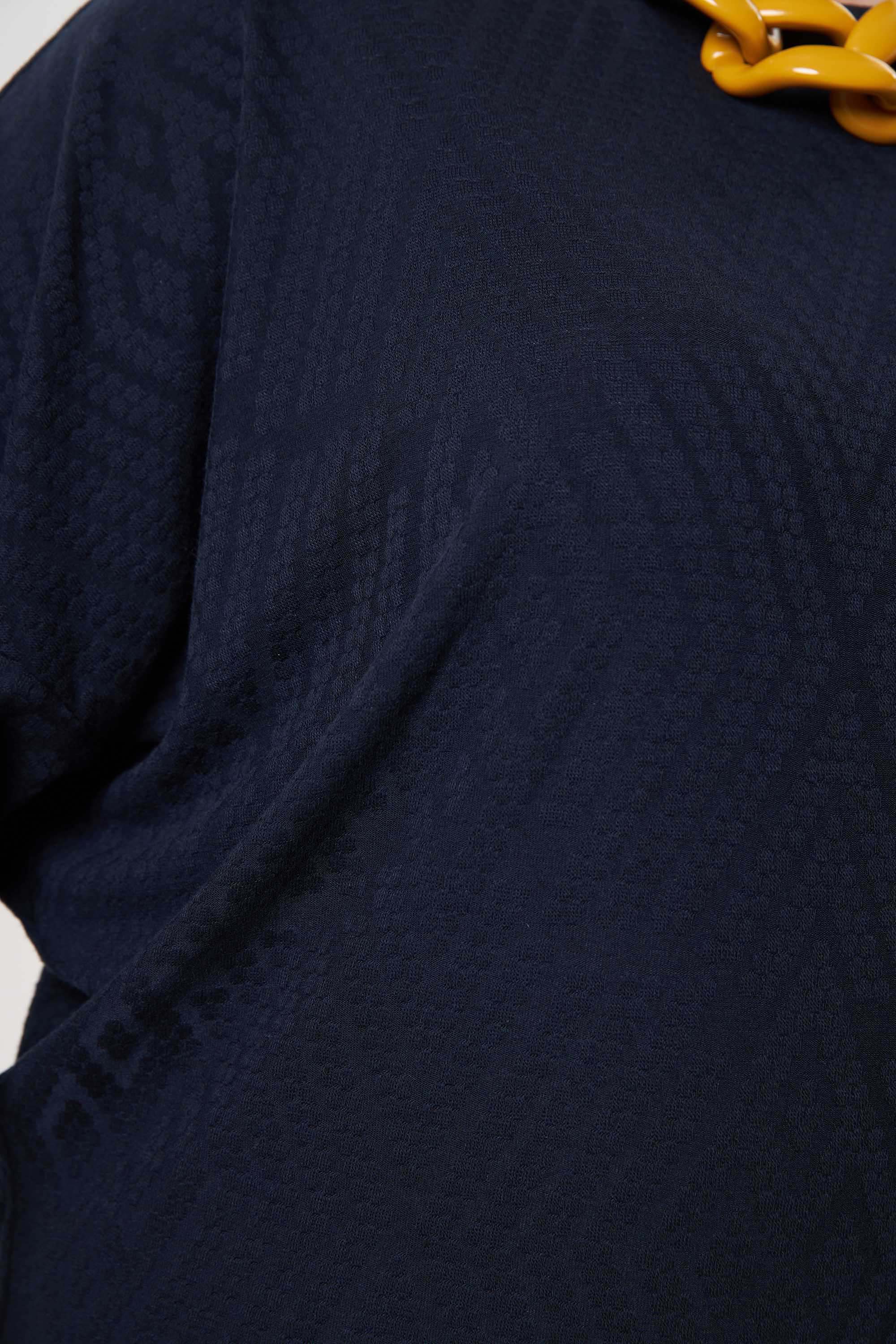 Темно-синий трикотажный лонгслив