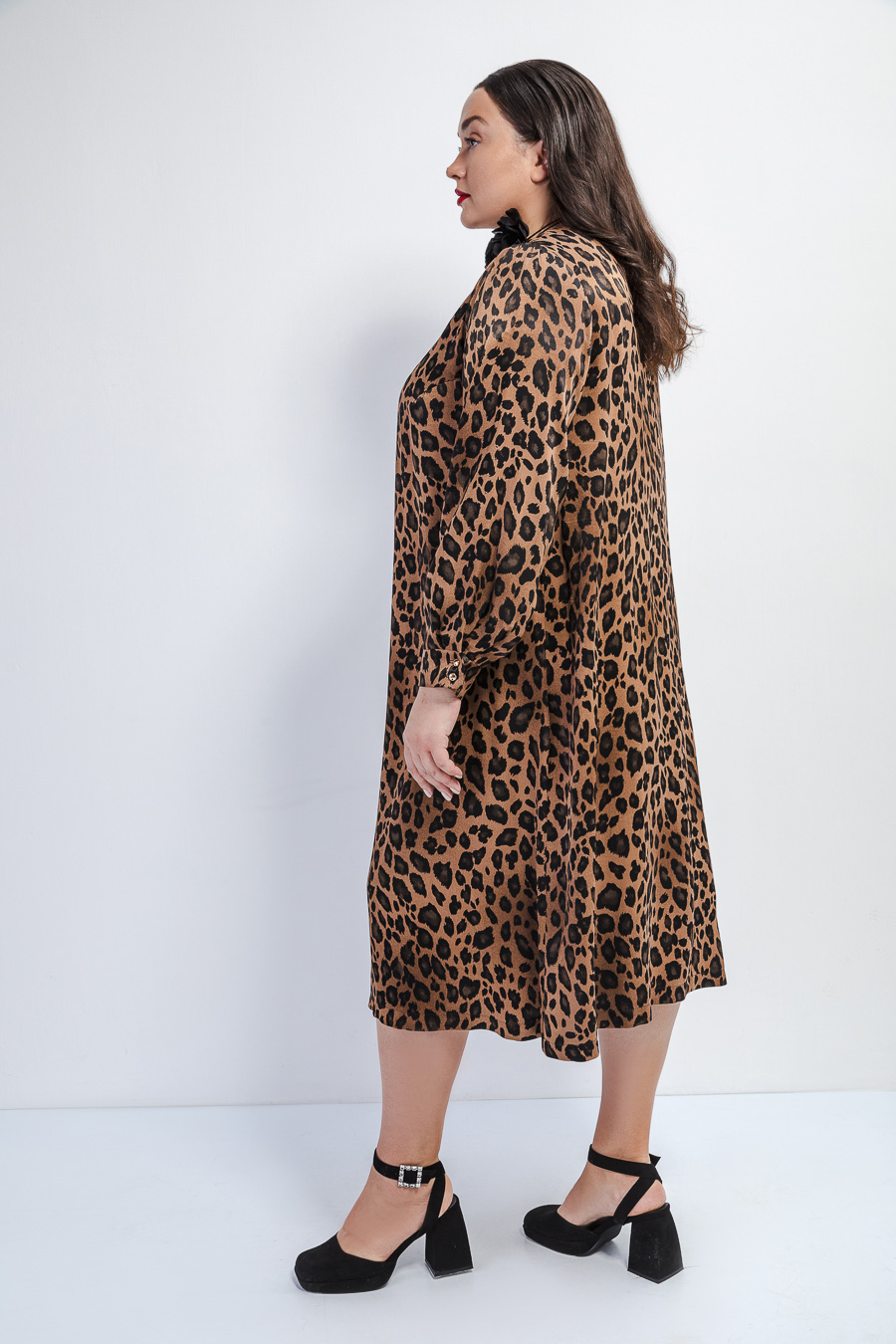 Платье из вискозы с чокером