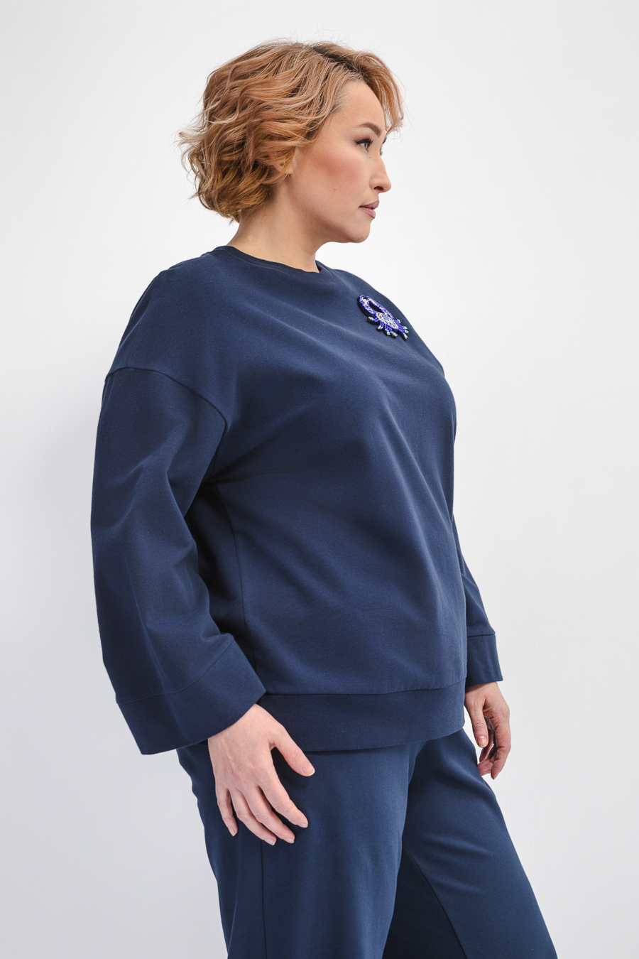 Свитшот с широкими рукавами