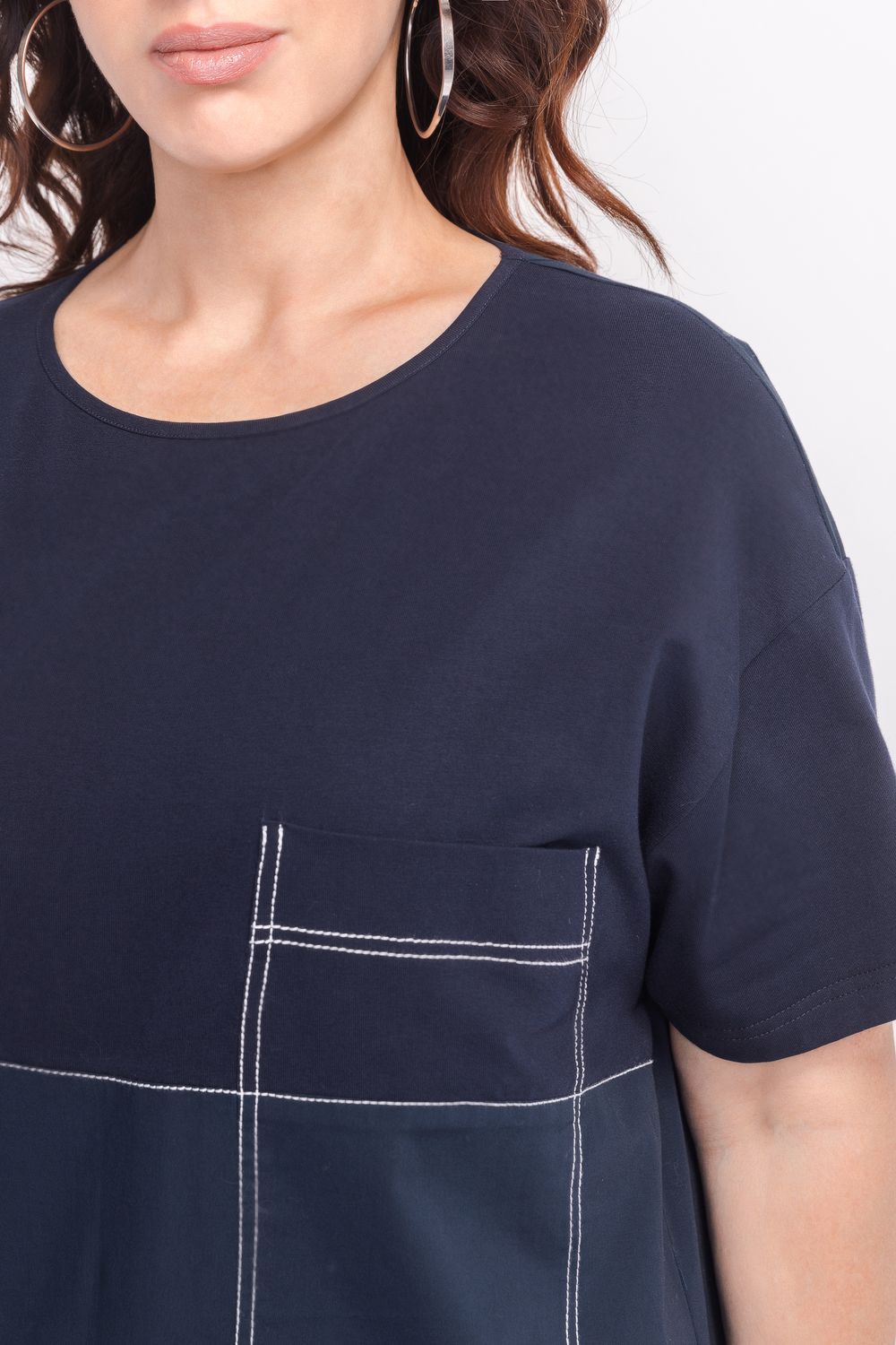 Свитшот с контрастной отстрочкой