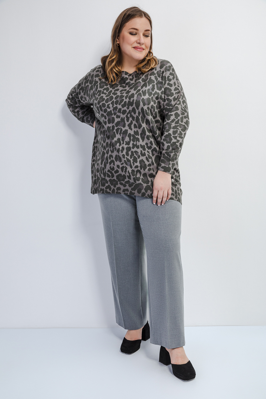 Прямые брюки со стрелками