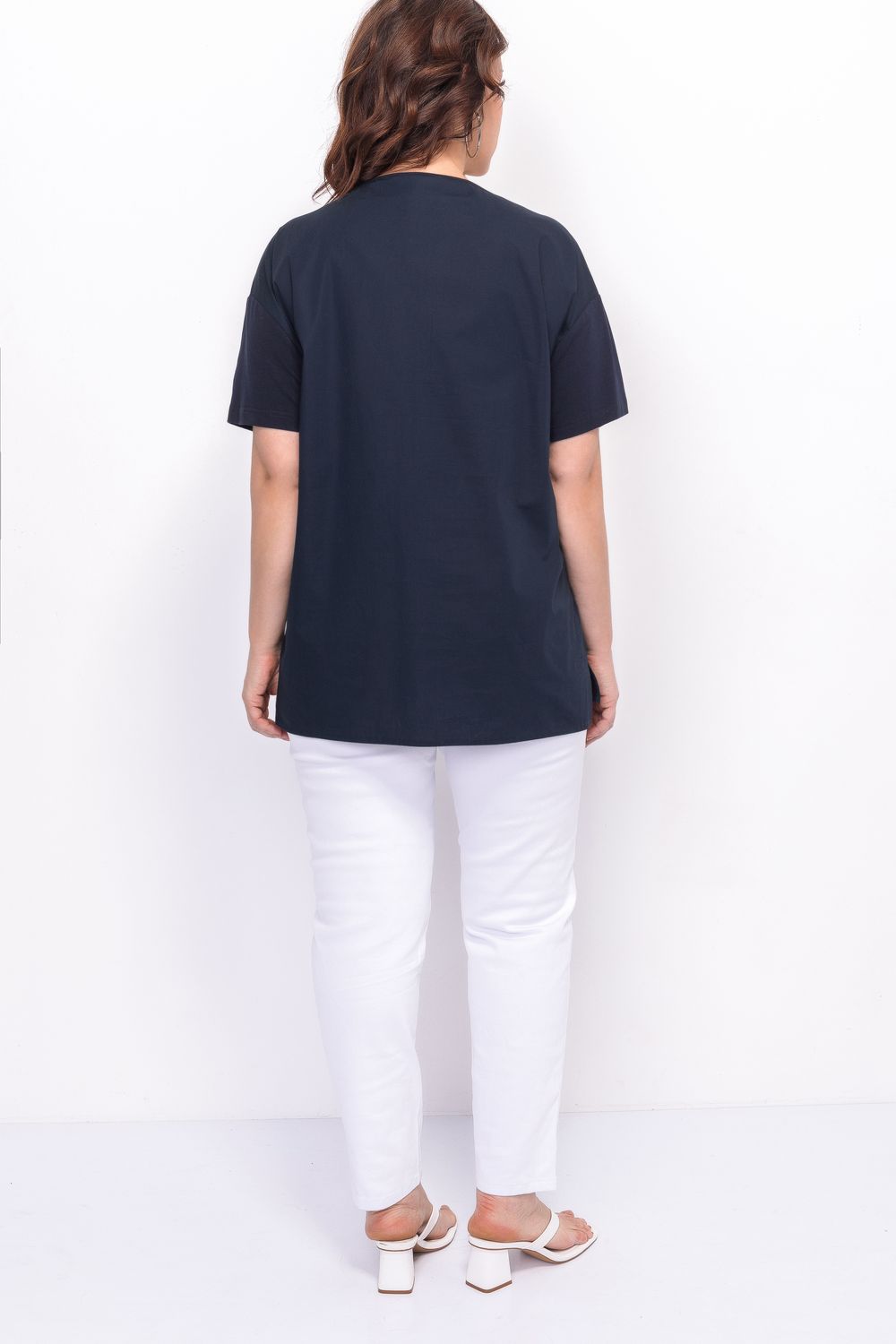 Свитшот с контрастной отстрочкой