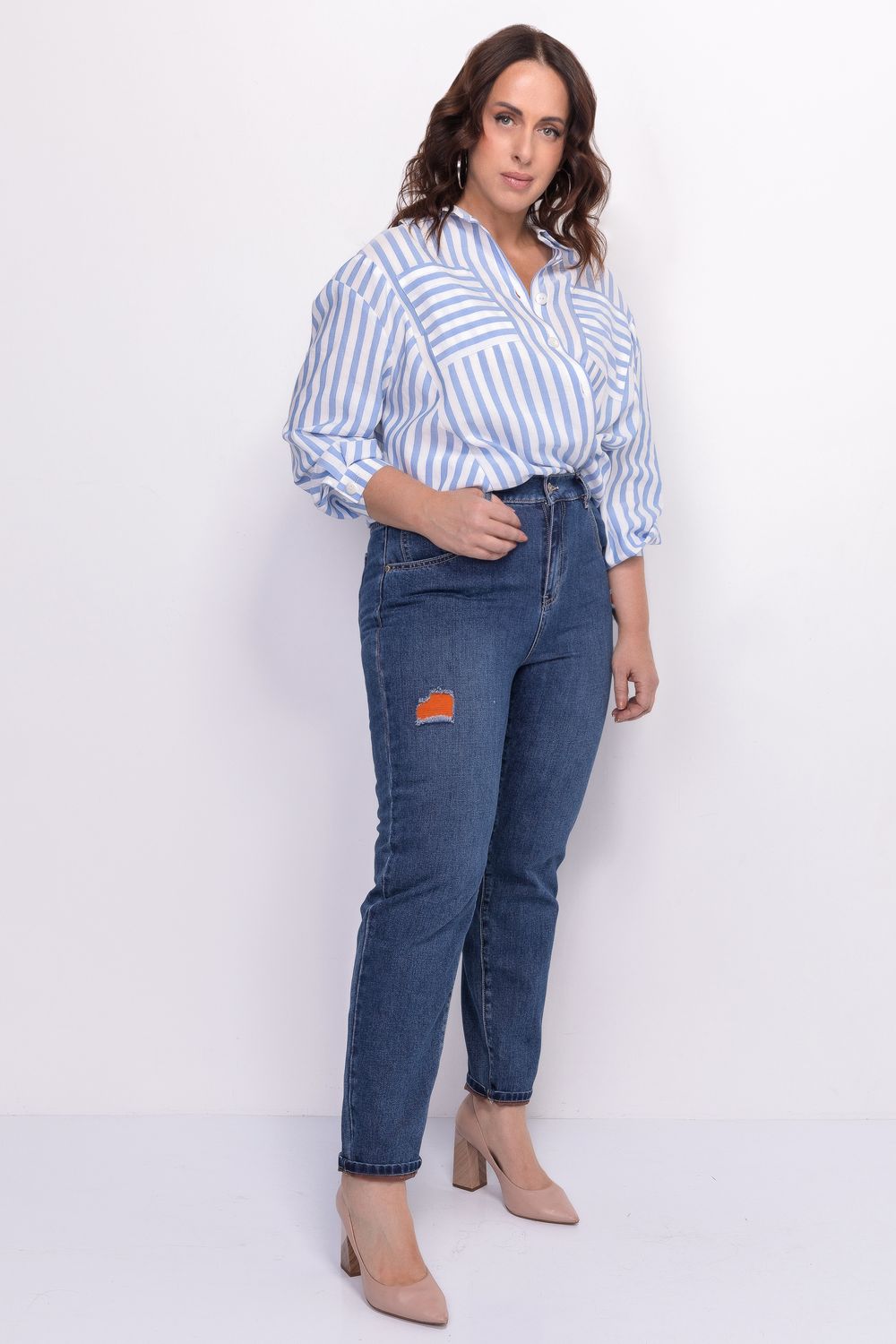 Джинсы с выделкой контрастными нитями *PREMIUM