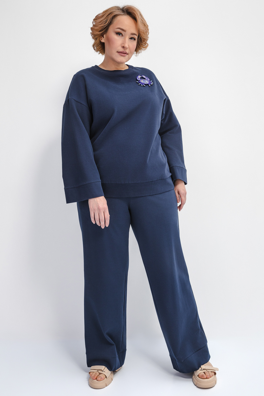 Свитшот с широкими рукавами