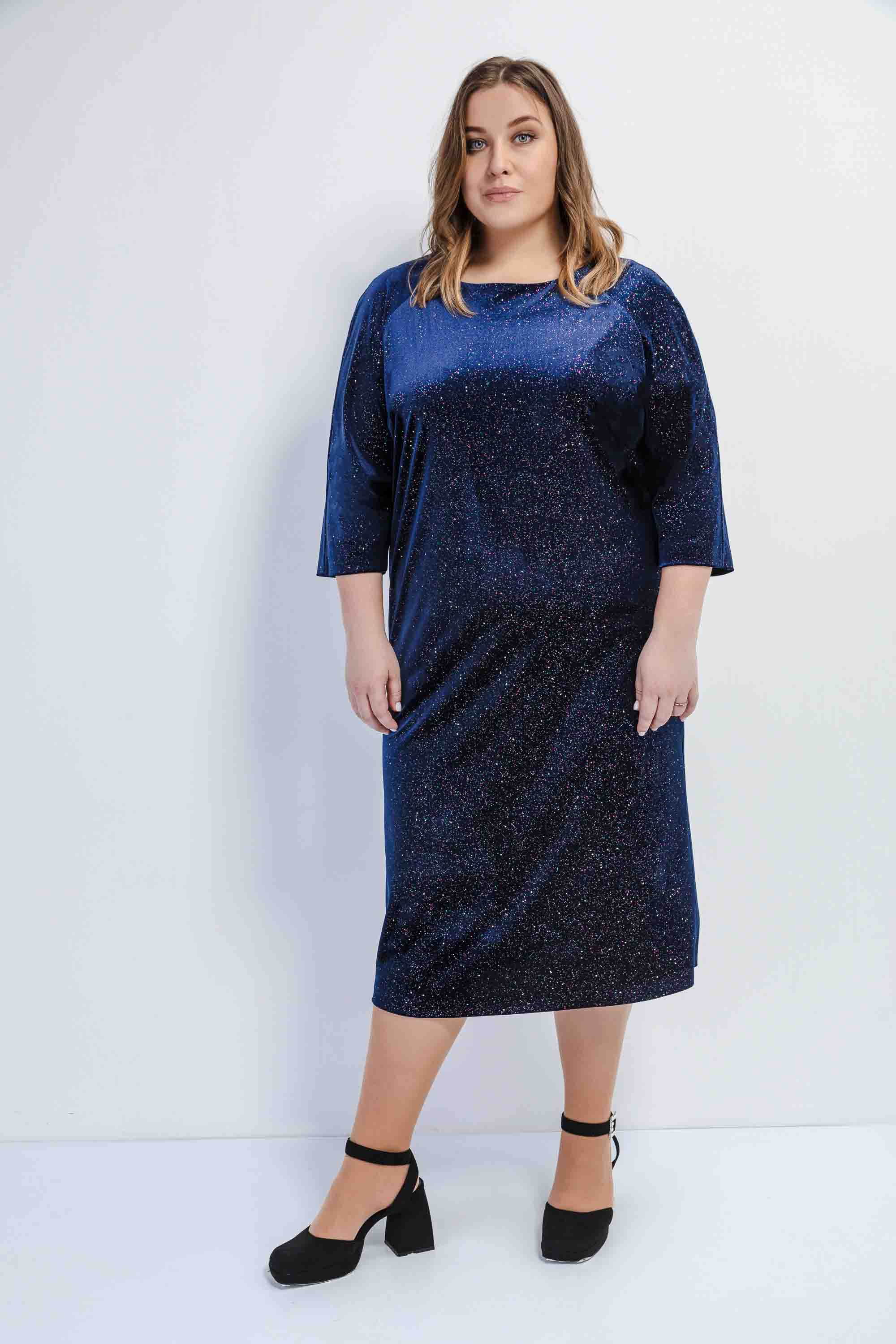 Бархатное платье