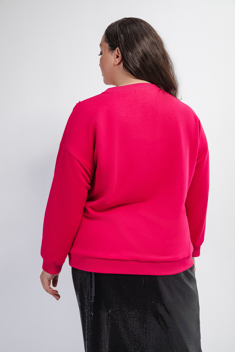 Свитшот с объемным декором