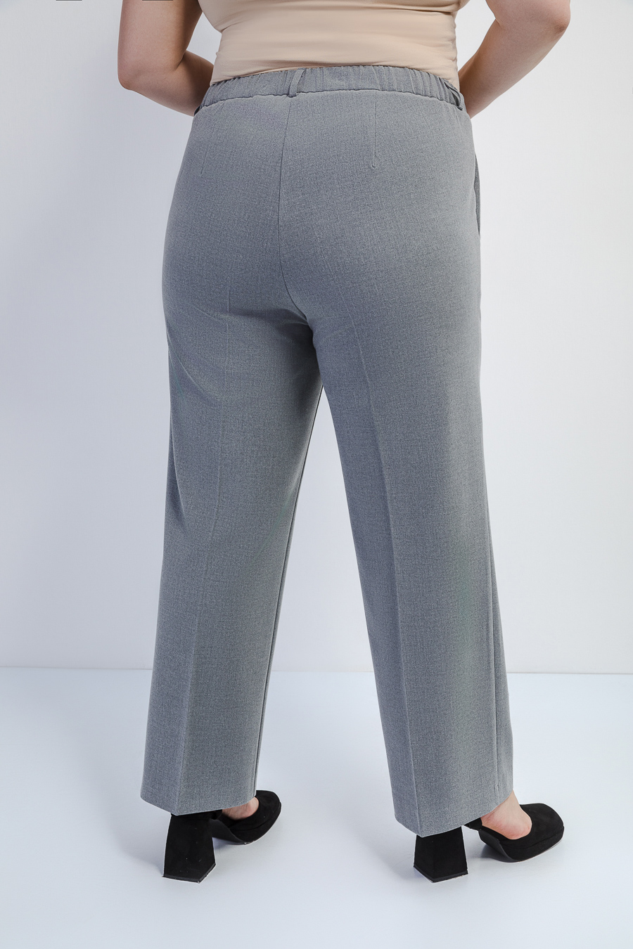 Прямые брюки со стрелками