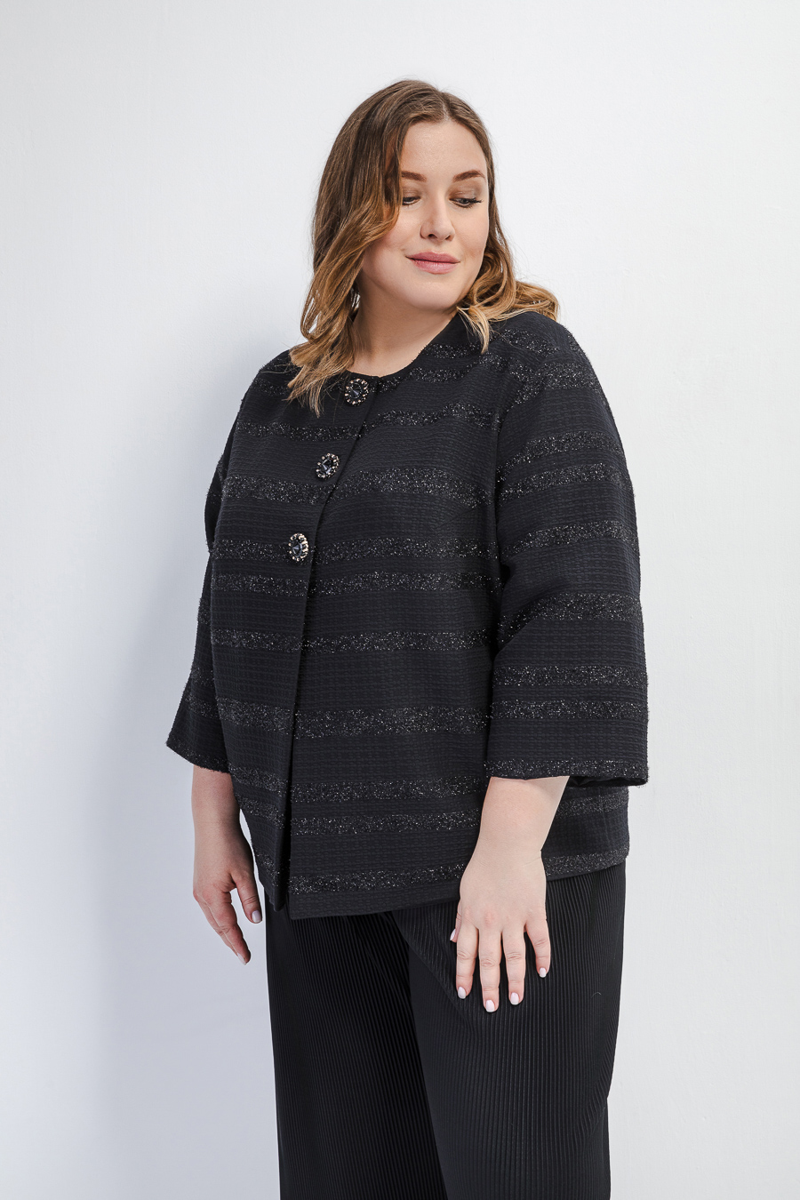 Жакет на двух пуговицах